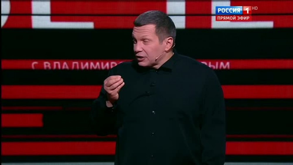 Пафосные телеведущие кичатся своими миллионами