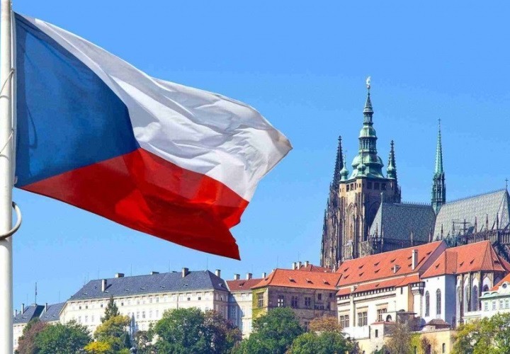 Российское посольство опровергло сообщение о финансировании шпионской сети в Чехии