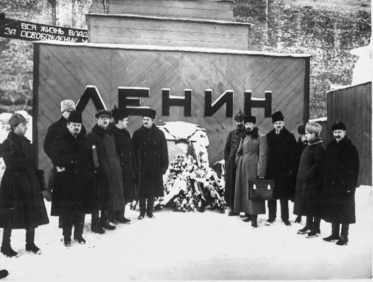 Проект «Мавзолей» - оккультное сооружение для подавления воли Проект «Мавзолей» - оккультное сооружение для подавления воли