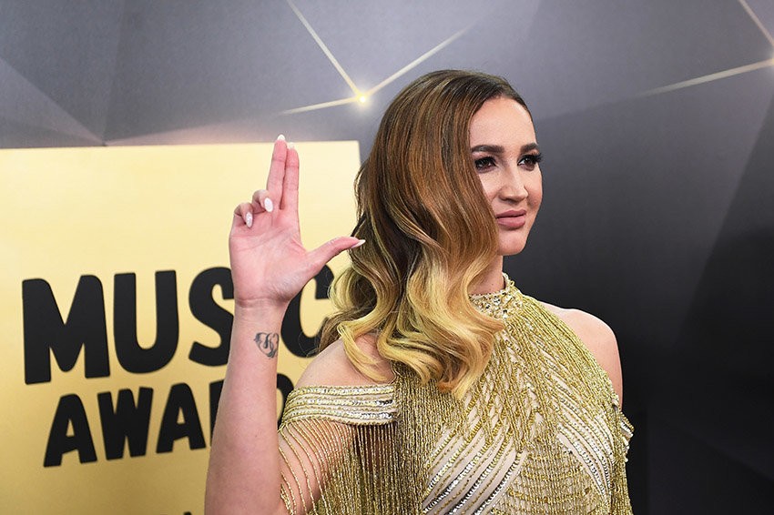 На что Ольга Бузова потратила 120 миллионов рублей