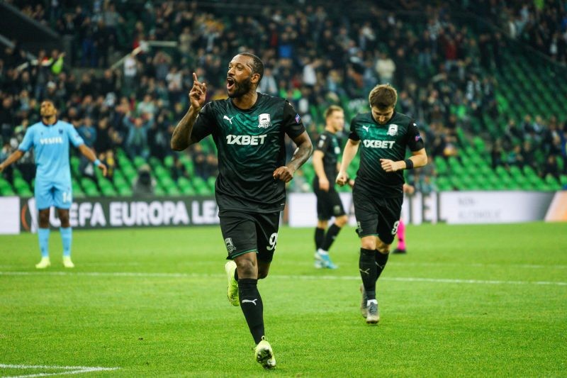 После матчей 4 тура Лиги Европы 2019-2020 сразу 5 клубов обеспечили себе выход в плей-офф турнира После матчей 4 тура Лиги Европы 2019-2020 сразу 5 клубов обеспечили себе выход в плей-офф турнира