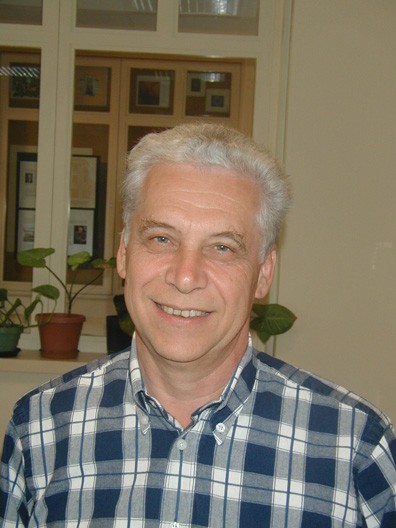 Теория суперструн: все явления существуют в 11 измренениях? Теория суперструн: все явления существуют в 11 измренениях?