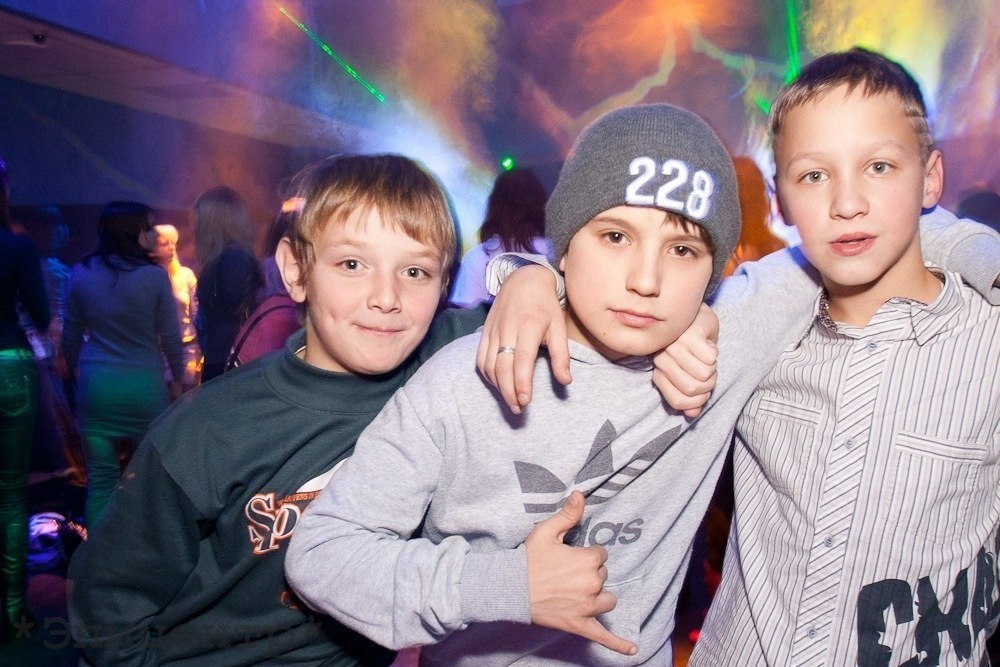 Метаморфозы молодёжи: хроники "взросления" детей