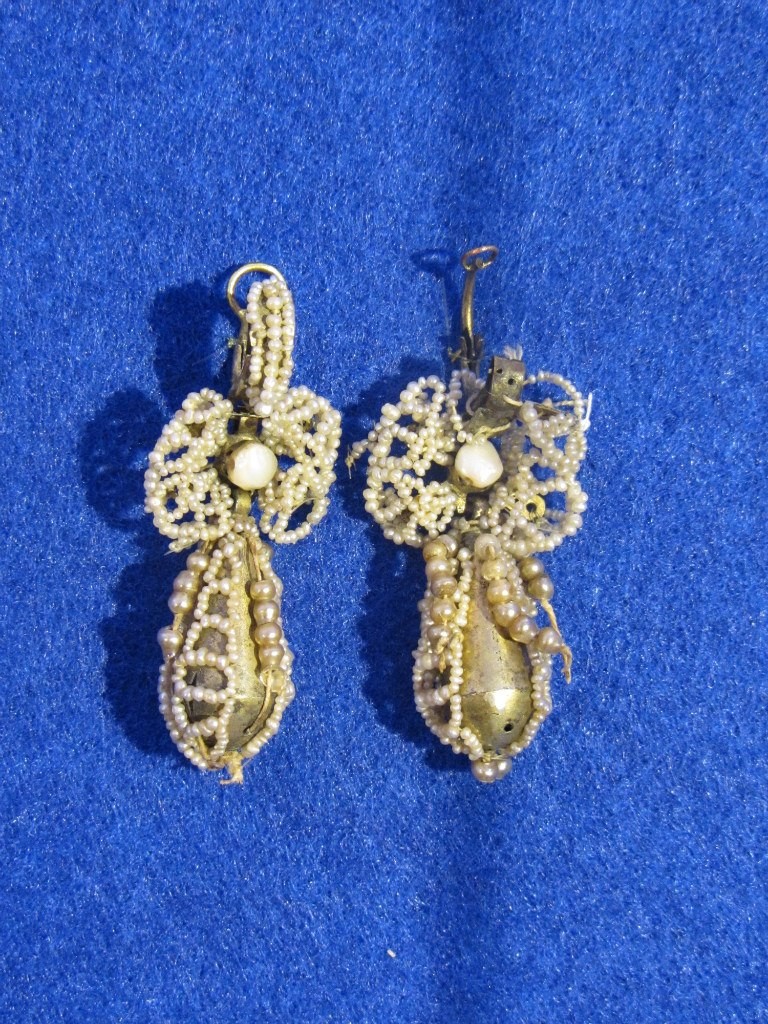 Скатный жемчуг - старинное украшение Северной Руси