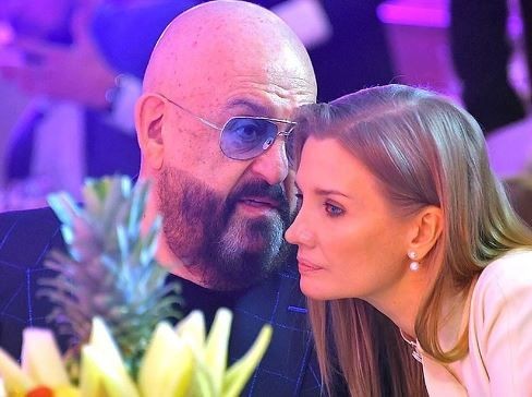 71-летний Михаил Шуфутинский ради молодой возлюбленной похудел на 30 килограммов 71-летний Михаил Шуфутинский ради молодой возлюбленной похудел на 30 килограммов