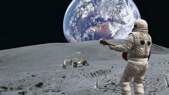 Физики считают, что лунная пыль может убить астронавтов электрическим током Физики считают, что лунная пыль может убить астронавтов электрическим током