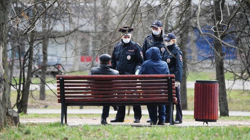 В мэрии объяснили, каким будет режим для пенсионеров в Москве после 15 января 2021 года В мэрии объяснили, каким будет режим для пенсионеров в Москве после 15 января 2021 года