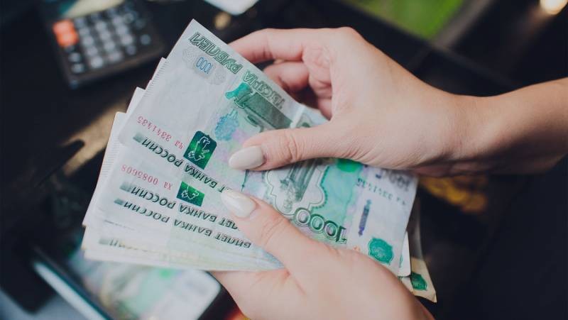 Детские пособия вырастут в России с 1 февраля 2021 года