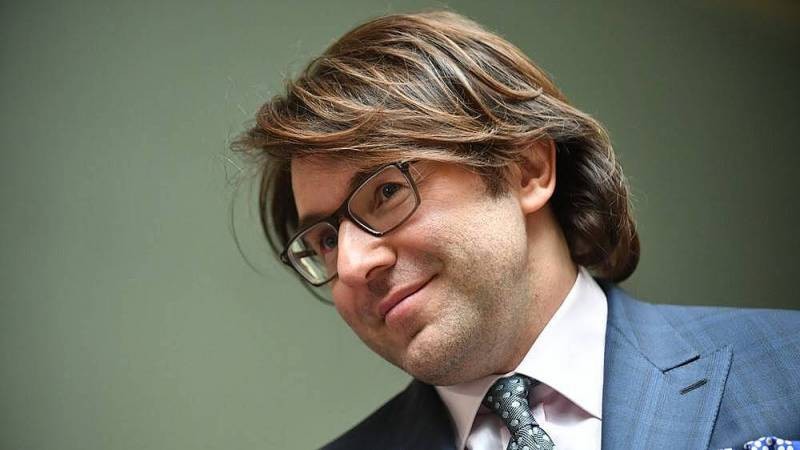 Болезнь серьезная: врач Малахова рассказал о серьезном недуге знаменитости Болезнь серьезная: врач Малахова рассказал о серьезном недуге знаменитости