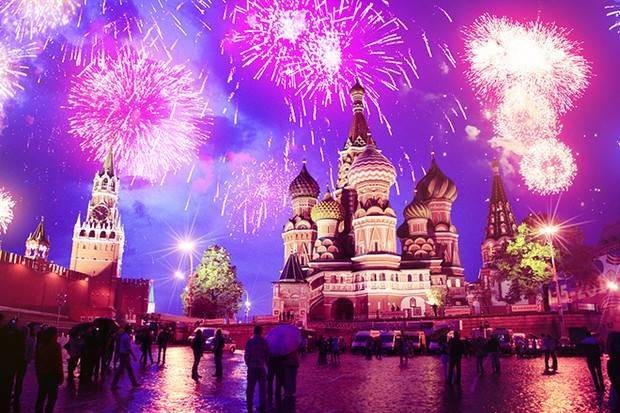 Салют 9 мая 2022 в Москве прогремит на 36 площадках города