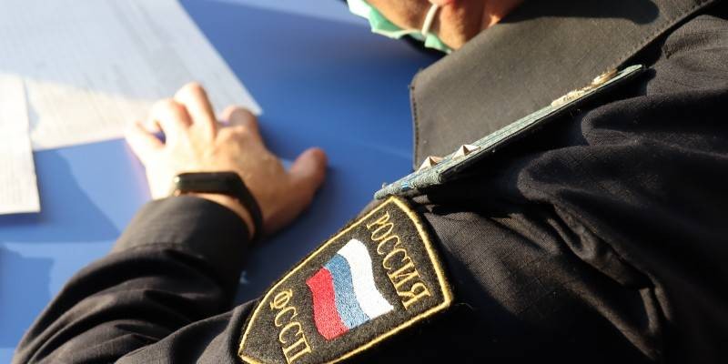 Взыскание долгов по-новому: как теперь приставы РФ будут блокировать и разблокировать счета