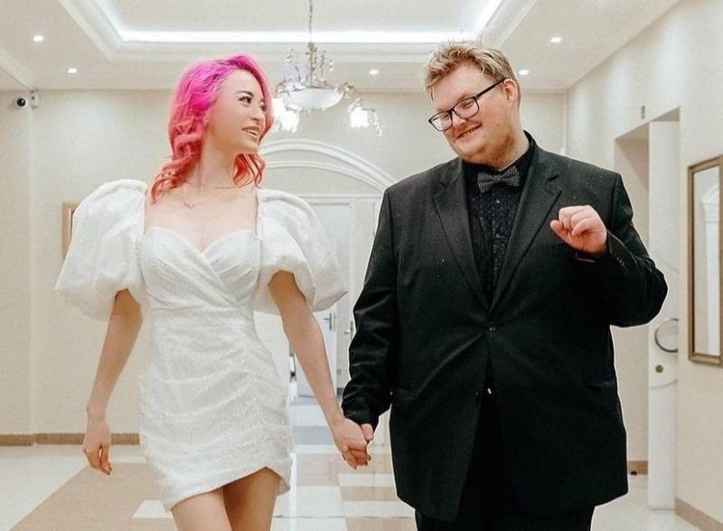 Что стало причиной развода Бумыча и Лики Liqueen Что стало причиной развода Бумыча и Лики Liqueen