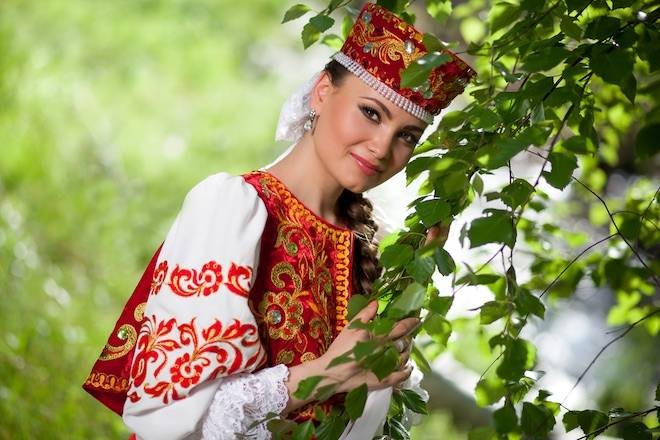 Приметы и поверья на 25 июня берут начало от праздника Петр Солнцеворот Приметы и поверья на 25 июня берут начало от праздника Петр Солнцеворот