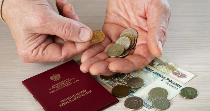 На какую прибавку могут рассчитывать работающие пенсионеры с 1 августа 2022 года