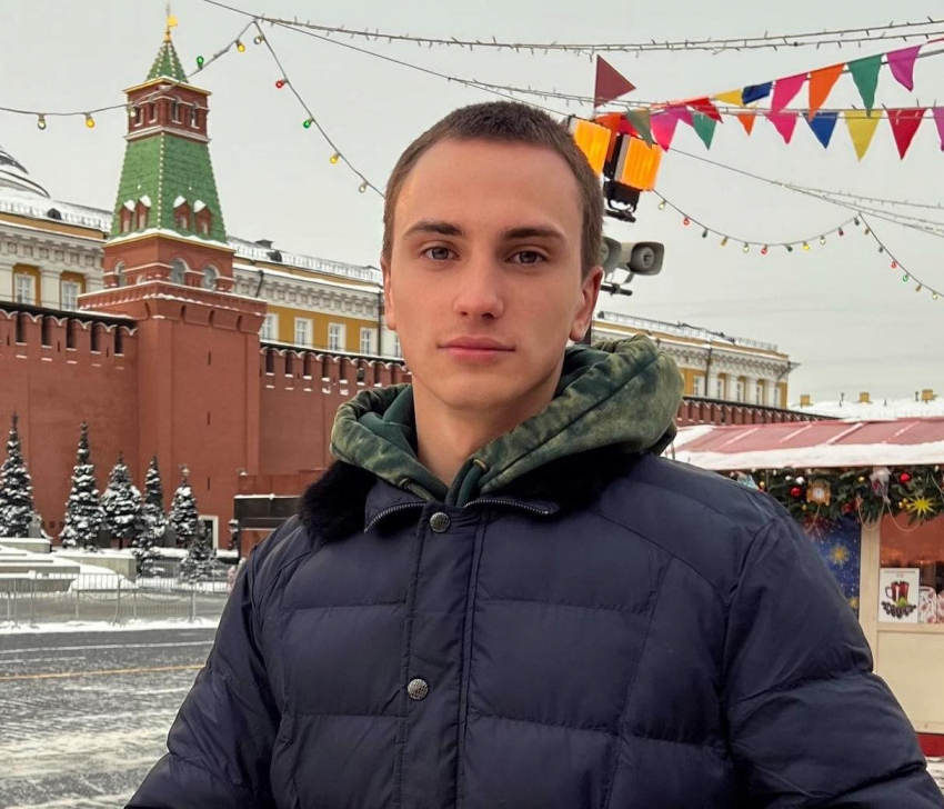 Политик Тюльпанов вступился за Пугачеву и назвал ее «легендой»