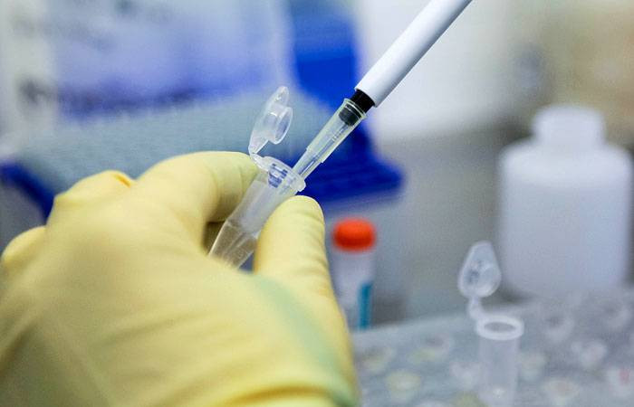 Можно и нужно: медики прокомментировали одновременную вакцинацию от COVID-19 и гриппа