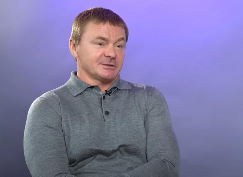 Владимир Сычев: "Сыграем свадьбу с женой, когда будет серебряная годовщина"