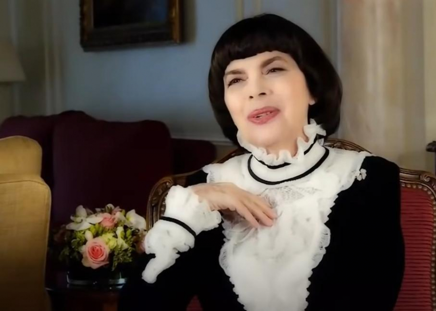 Мирей Матье: "Моё отношение к Путину отличается от общения с другими главами государств"