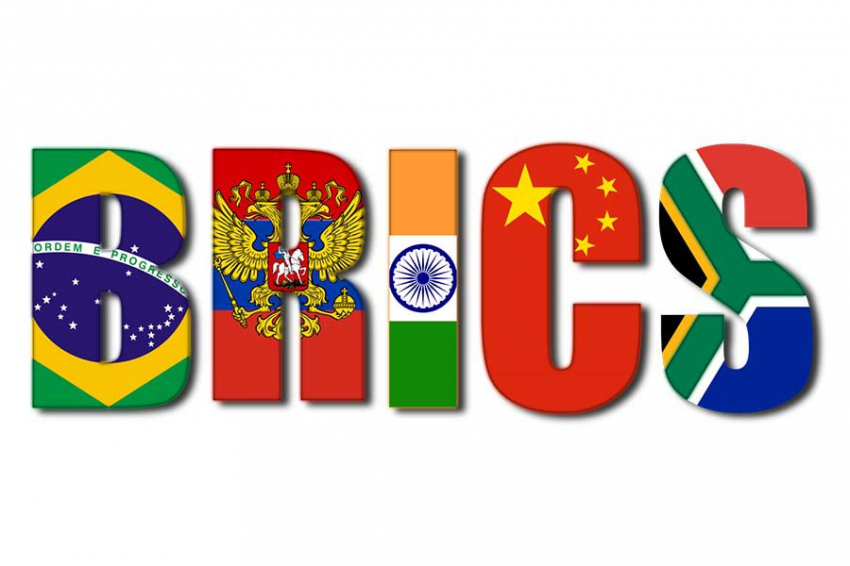 Единая валюта БРИКС сможет заменить доллар