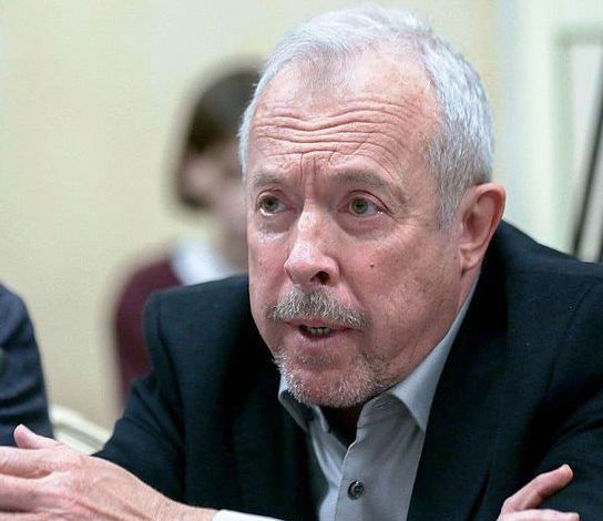 Макаревич написал юмористическую песню по случаю получения статуса иностранного агента