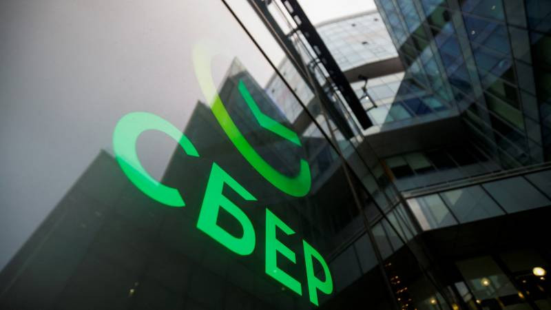 Онлайн-сервисы «Сбера» будут работать исключительно в «Яндекс Браузере» и «Атоме», — СМИ