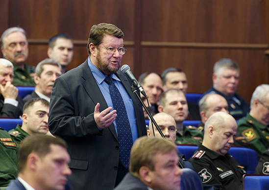Сатановский предложил Мантурову вместо поедания личинок мух практиковать копрофагию