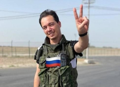 Девушка Родиона Газманова устроила истерику из-за найденного в ванной тонального крема