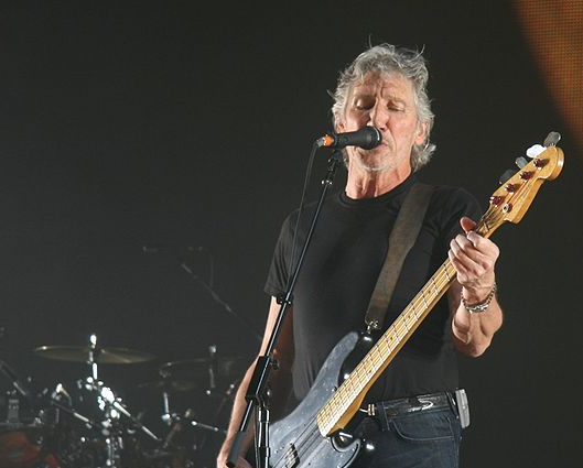 Основатель Pink Floyd Роджер Уотерс отменил концерты в Польше после критики Украины