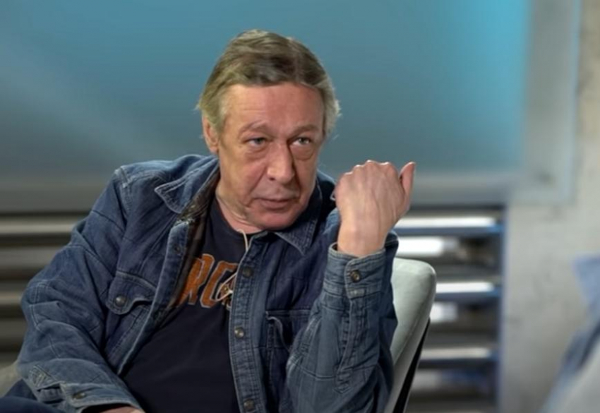 Семья Михаила Ефремова может переехать из России