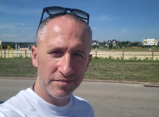Кучера с юмором отреагировал на новость о продаже замка Пугачевой в деревне Грязь
