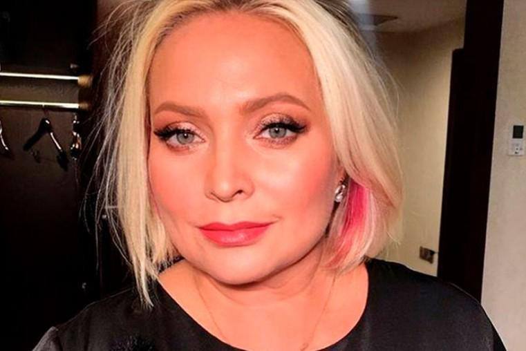 Светлана Пермякова упала с высоты в воду во время испытания в шоу «Звезды в Африке»