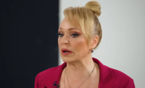Алла Довлатова перед пластической операцией консультировалась с астрологом