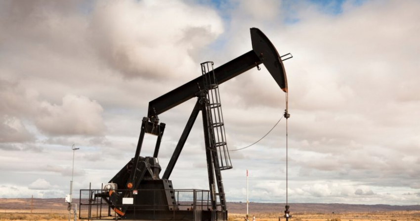 Болгария намерена продолжать закупать у России нефть несмотря на европейские санкции