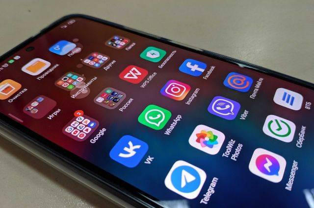 Российский Looky вместо Instagram: что известно о замене соцсети