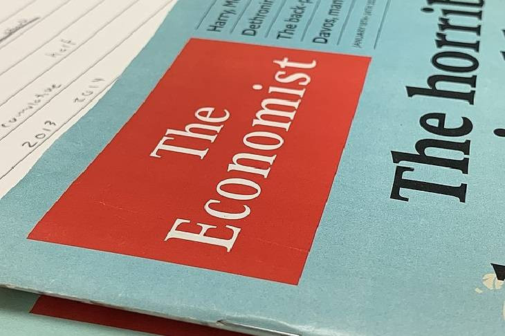 Предсказание рождественской обложки Economis 2022: что в этот раз сулит британское издание