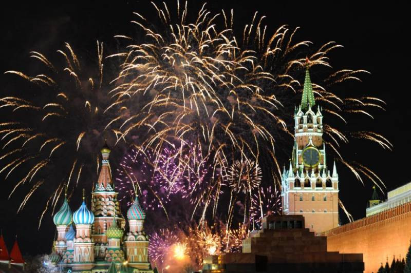 Во сколько смотреть салют в Москве на Новый 2023 год