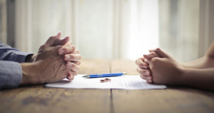 В России всё больше случаев развода: почему люди расстаются