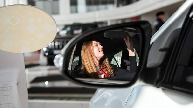 Новшества для автомобилистов в 2023 году: эксперты напомнили, к чему готовиться водителям