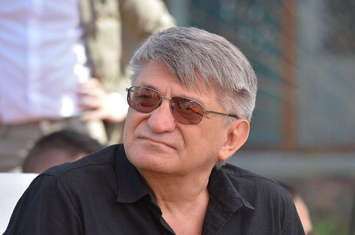 Режиссер Сокуров считает безумной идею удалять из фильмов «актеров-предателей»