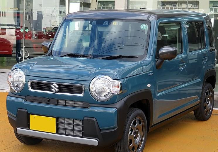 Автодилеры начали поставлять в Россию кей-кары Suzuki Hustler