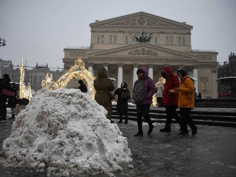 Без похолоданий: синоптики рассказали чего ждать от погоды жителям Москвы, Санкт-Петербурга и Новосибирска до конца февраля 2023 года