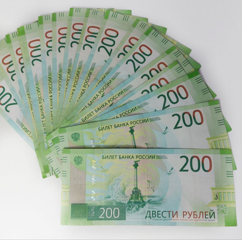 Прилавки в России может захватить контрафакт