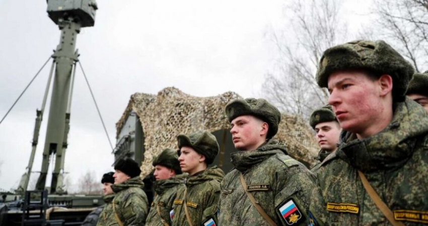 Главные изменения для военнослужащих: кому будут выдавать земельные участки в России
