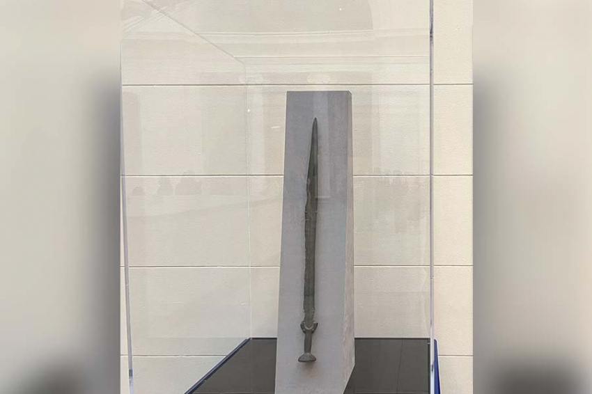 Считавшийся копией меч из музея оказался подлинным артефактом бронзового века