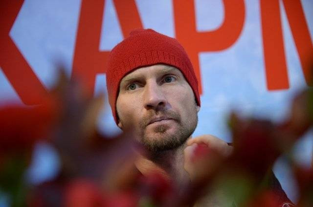 Костомарову врачи ампутируют пальцы на ногах: сможет ли олимпиец ходить после операции