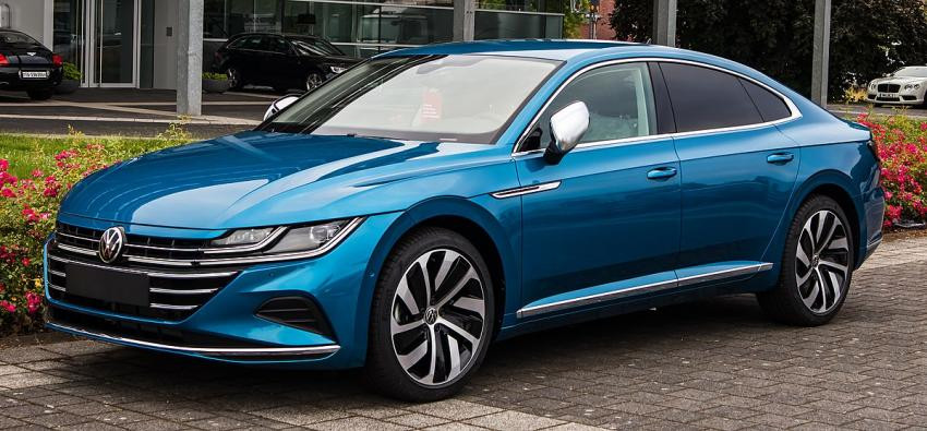 Компания Volkswagen продолжает подогревать интерес к новому электромобилю ID.3