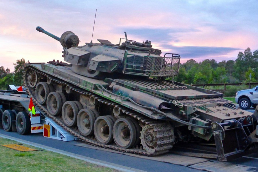 В Минобороны Польши сообщили о прибытии на Украину первых танков Leopard
