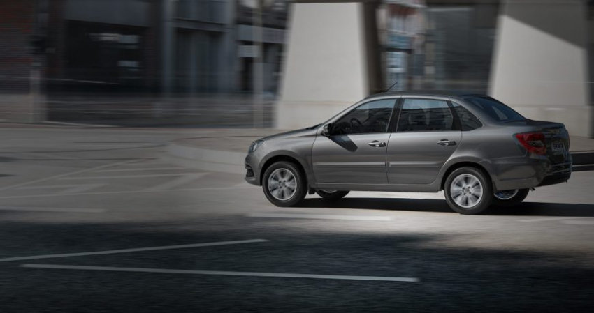 Россиянам рассказали, чем опасны пригнанные из-за рубежа автомобили