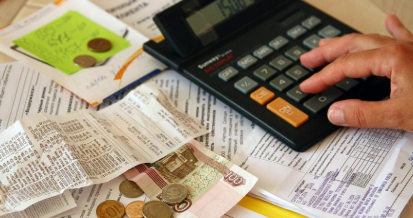 Размер выплат, которые положены семьям с детьми в России в 2023 году