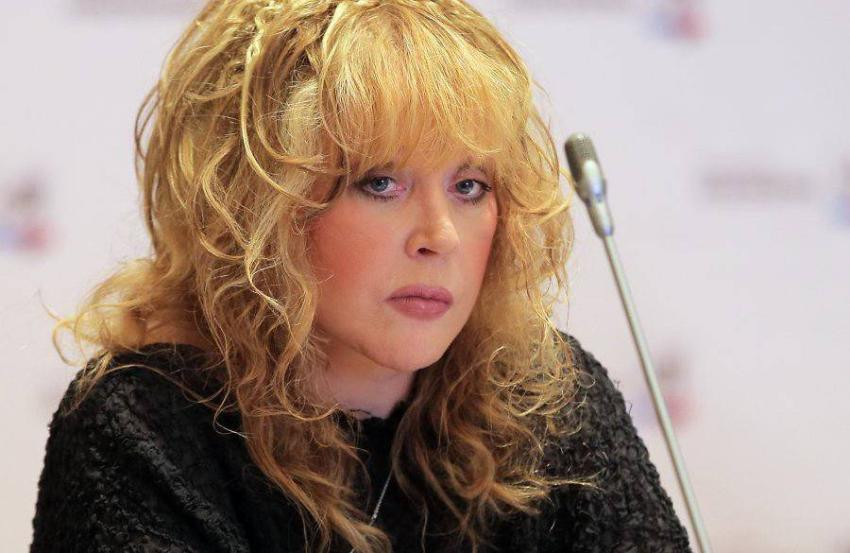 Алла Пугачева опровергла факт лишения израильского гражданства